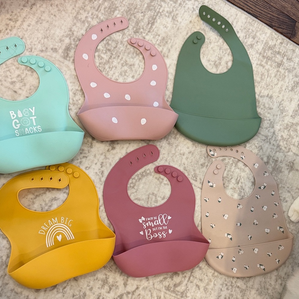 Charming Silicone Bib Set - Mint, Pink, Green, Yellow, Beige
